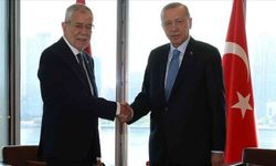 Cumhurbaşkanı Erdoğan, New York’ta Alexander Van Der Bellen ile bir araya geldi.