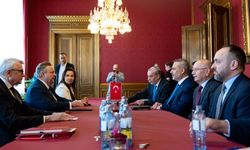 Bakan Fidan Viyana Eyalet Başbakanı Ludwig ile biraraya geldi