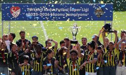 Fenerbahçe arsaVev Kadın Futbol Takımı Şampiyon Oldu