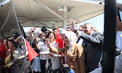 Bakan Mahinur Özdemir Göktaş, Kapıkule'de Gurbetçileri Karşıladı