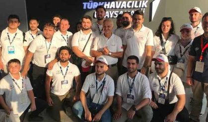 Avrupa'nın dört bir yanından gençler Teknofest'e geldi.