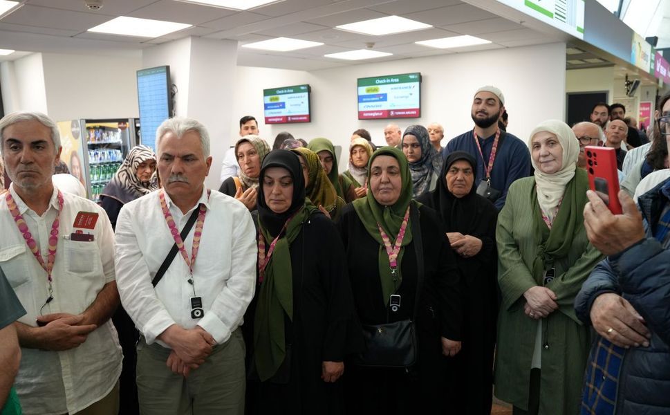 IFW Viyana’da Hac Heyecanı: İki Kafile Dualarla Uğurlandı